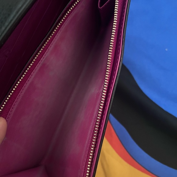 Authentic Preloved Authentic Christian Dior Leather Wallet - Picture 8 of 8